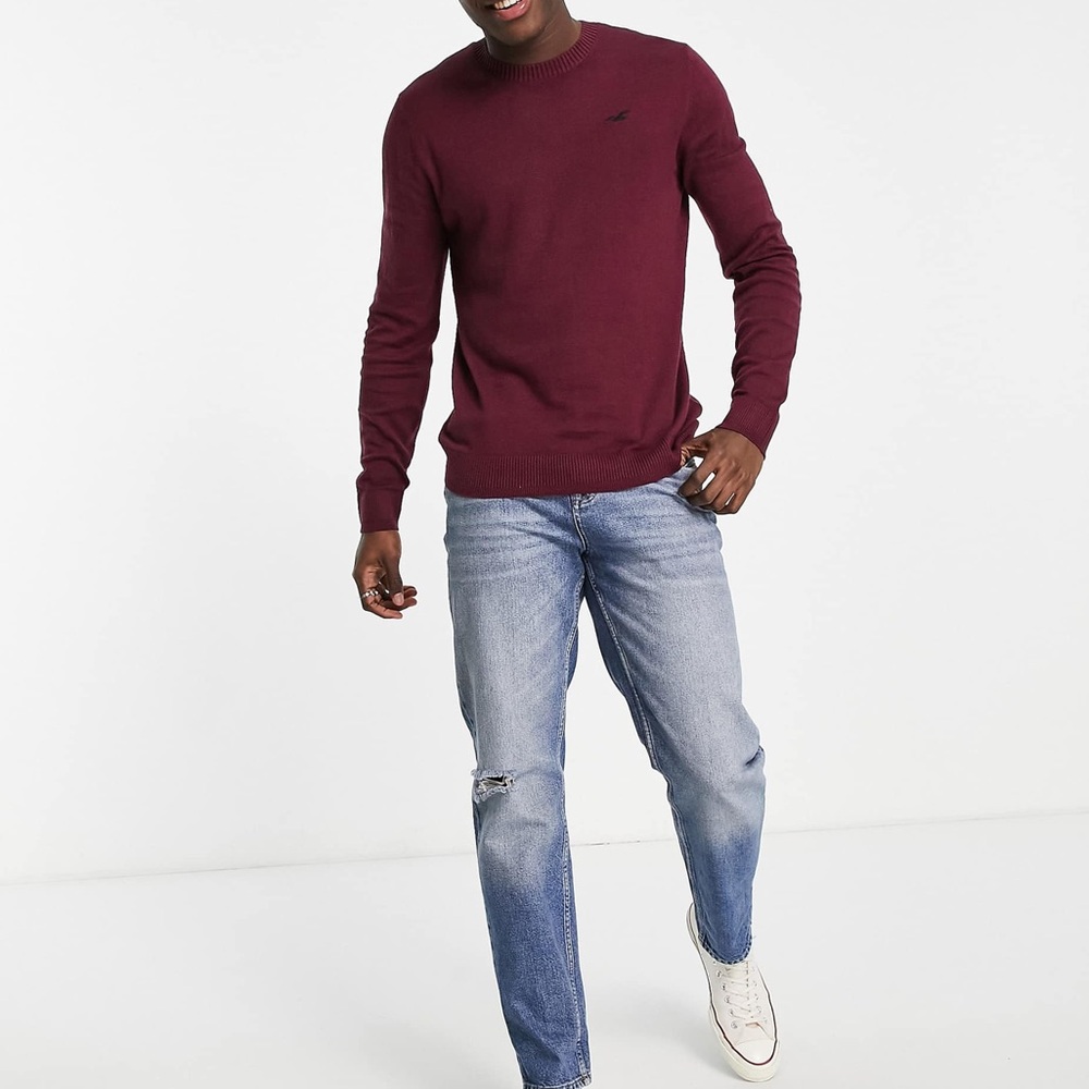 NWT Hollister core icon logo tipped crew neck knit sweater in burgundy
